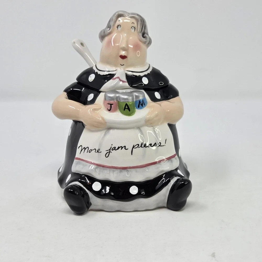 Mud Pie charming ceramic